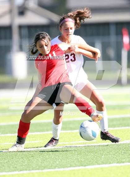 Thumbnail 3 in Boise vs. Centennial - IDHSAA 5A Championship Quarterfinal photogallery.