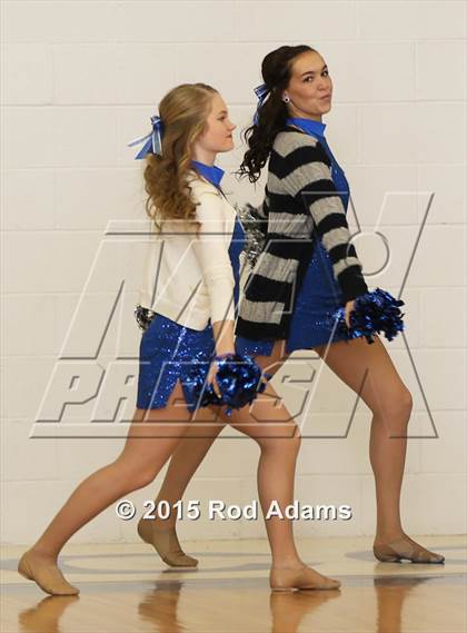 Thumbnail 3 in Creighton Prep vs. Lincoln East  photogallery.