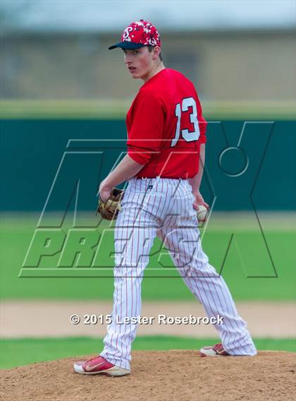 Thumbnail 1 in Central Catholic vs Stilwell photogallery.