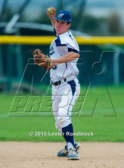 Thumbnail 3 in Central Catholic vs Stilwell photogallery.