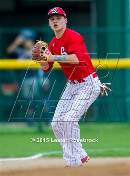 Thumbnail 3 in Central Catholic vs Stilwell photogallery.