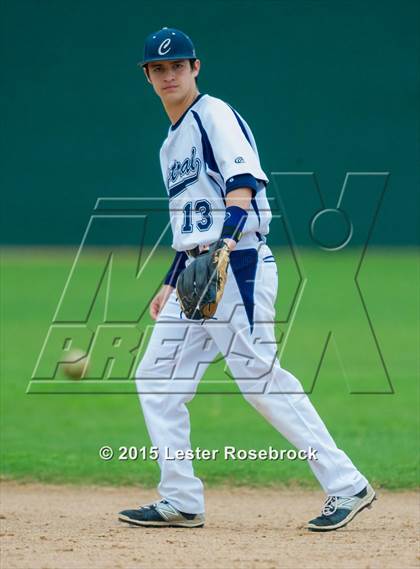 Thumbnail 2 in Central Catholic vs Stilwell photogallery.