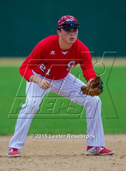 Thumbnail 3 in Central Catholic vs Stilwell photogallery.