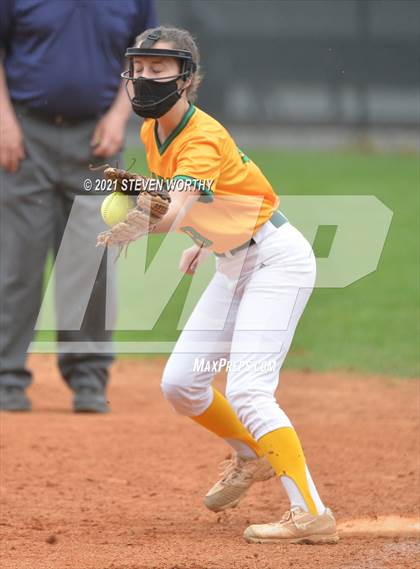 Thumbnail 1 in Millbrook @ Cardinal Gibbons photogallery.