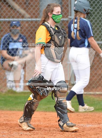 Thumbnail 1 in Millbrook @ Cardinal Gibbons photogallery.