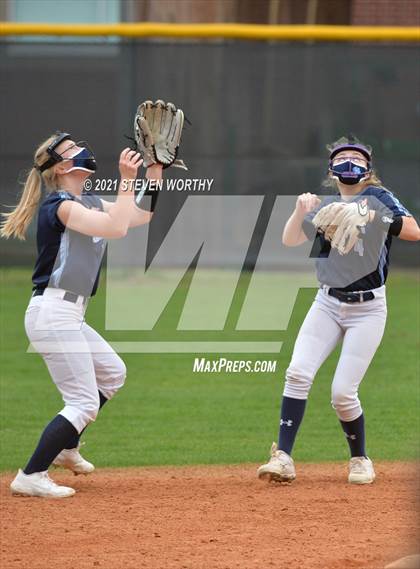 Thumbnail 1 in Millbrook @ Cardinal Gibbons photogallery.