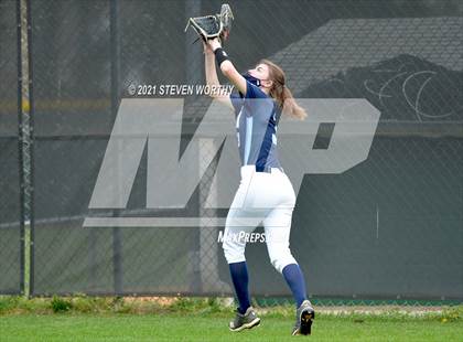 Thumbnail 1 in Millbrook @ Cardinal Gibbons photogallery.