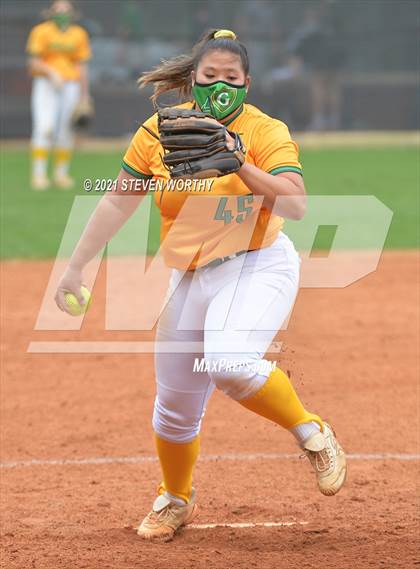 Thumbnail 3 in Millbrook @ Cardinal Gibbons photogallery.