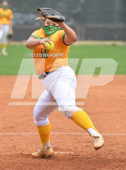 Thumbnail 1 in Millbrook @ Cardinal Gibbons photogallery.