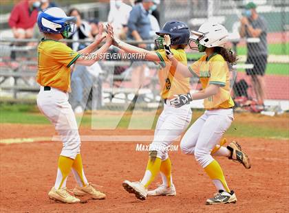 Thumbnail 3 in Millbrook @ Cardinal Gibbons photogallery.