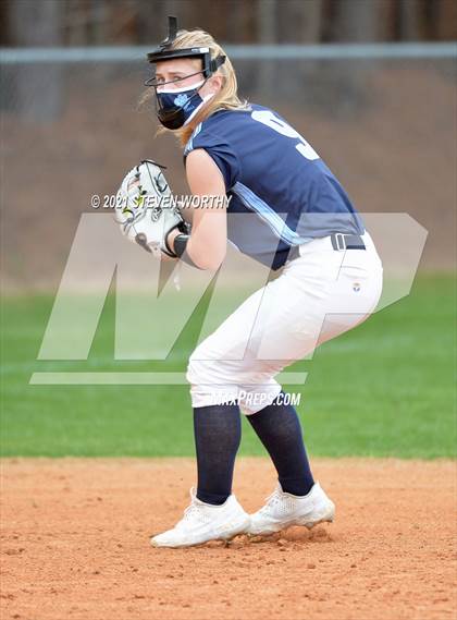 Thumbnail 1 in Millbrook @ Cardinal Gibbons photogallery.