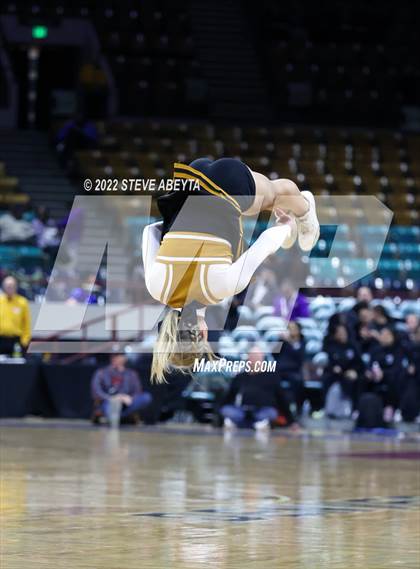 Thumbnail 1 in Arapahoe vs Valor Christian (CHSAA 5A Final Four) photogallery.
