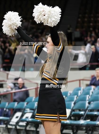 Thumbnail 1 in Arapahoe vs Valor Christian (CHSAA 5A Final Four) photogallery.