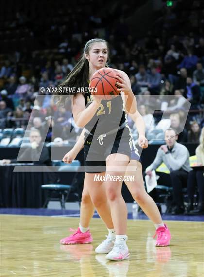 Thumbnail 3 in Arapahoe vs Valor Christian (CHSAA 5A Final Four) photogallery.