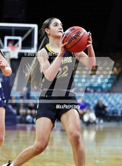 Thumbnail 3 in Arapahoe vs Valor Christian (CHSAA 5A Final Four) photogallery.