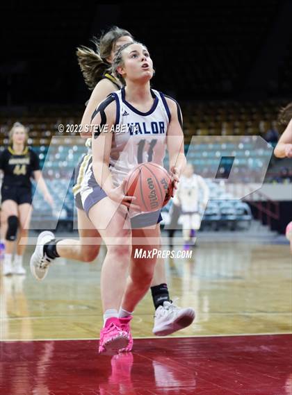 Thumbnail 1 in Arapahoe vs Valor Christian (CHSAA 5A Final Four) photogallery.