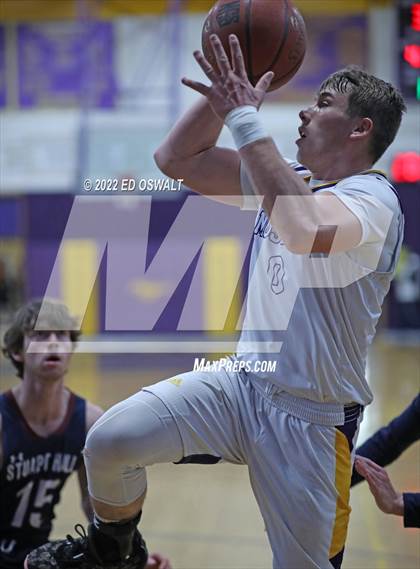 Thumbnail 3 in Stuart Hall @ Middletown (CIF NCS D4 First Round) photogallery.