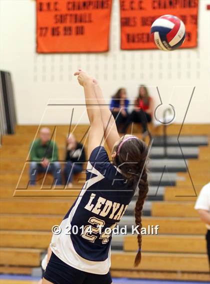 Thumbnail 2 in Fitch vs Ledyard (ECC Final) photogallery.
