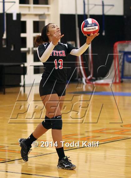 Thumbnail 3 in Fitch vs Ledyard (ECC Final) photogallery.