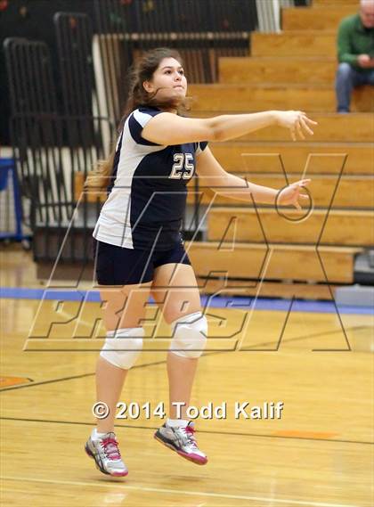 Thumbnail 1 in Fitch vs Ledyard (ECC Final) photogallery.