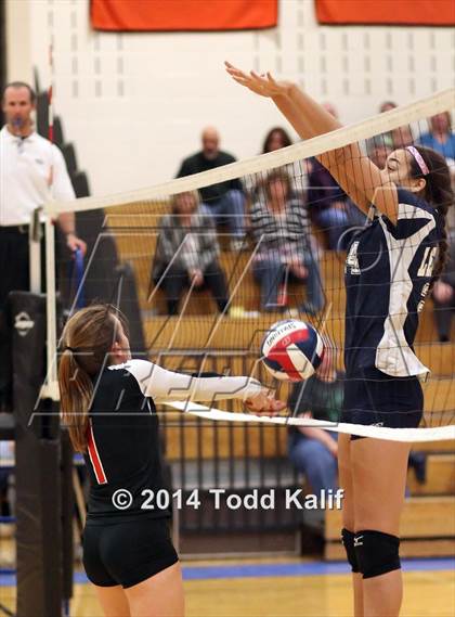 Thumbnail 1 in Fitch vs Ledyard (ECC Final) photogallery.