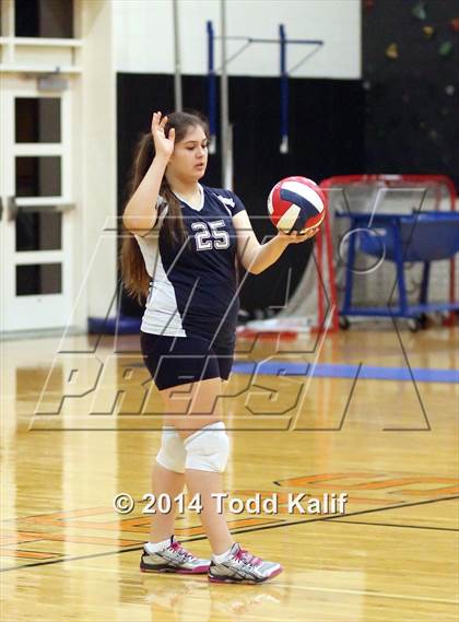Thumbnail 3 in Fitch vs Ledyard (ECC Final) photogallery.