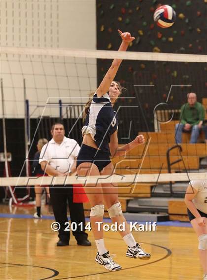 Thumbnail 2 in Fitch vs Ledyard (ECC Final) photogallery.