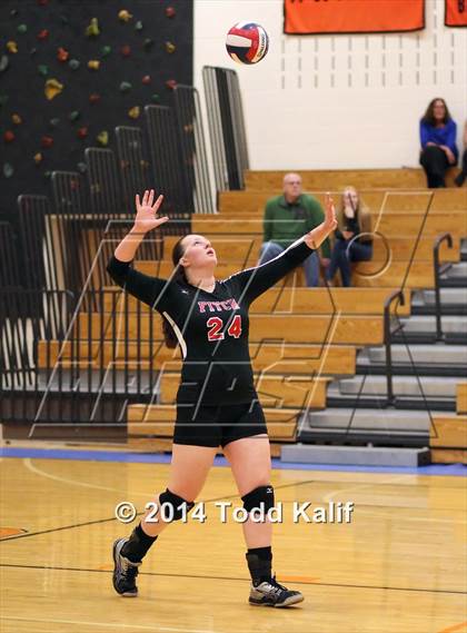 Thumbnail 3 in Fitch vs Ledyard (ECC Final) photogallery.