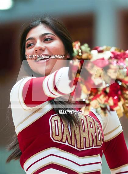 Thumbnail 2 in La Salle vs. Oxnard photogallery.