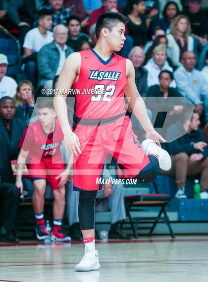 Thumbnail 1 in La Salle vs. Oxnard photogallery.