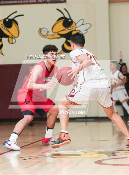 Thumbnail 1 in La Salle vs. Oxnard photogallery.