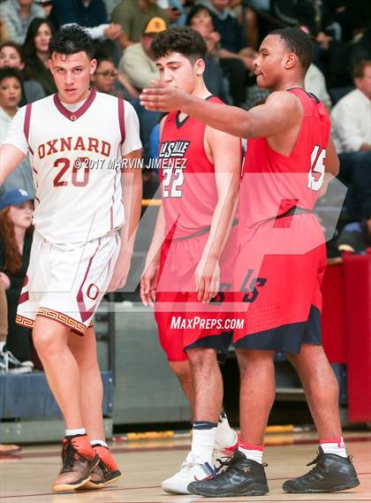 Thumbnail 2 in La Salle vs. Oxnard photogallery.