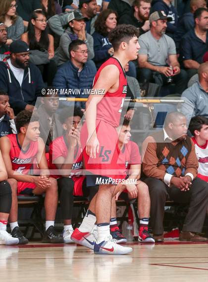 Thumbnail 1 in La Salle vs. Oxnard photogallery.