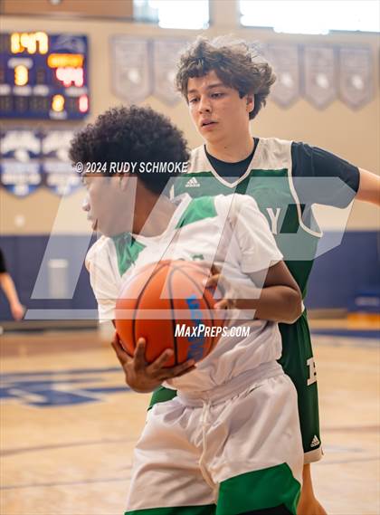 Thumbnail 2 in Poway vs. Oceanside (North County Classic Tournament) photogallery.