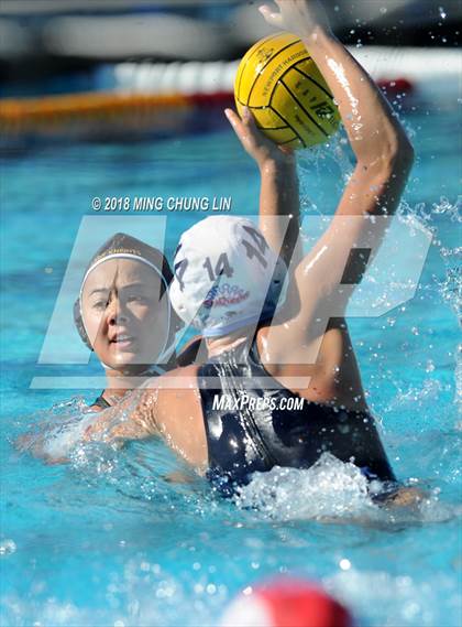 Thumbnail 2 in Corona del Mar vs. Foothill (Barnett Holiday Cup) photogallery.
