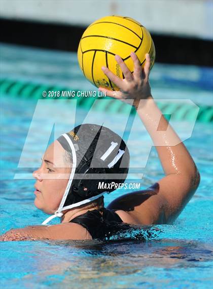 Thumbnail 3 in Corona del Mar vs. Foothill (Barnett Holiday Cup) photogallery.