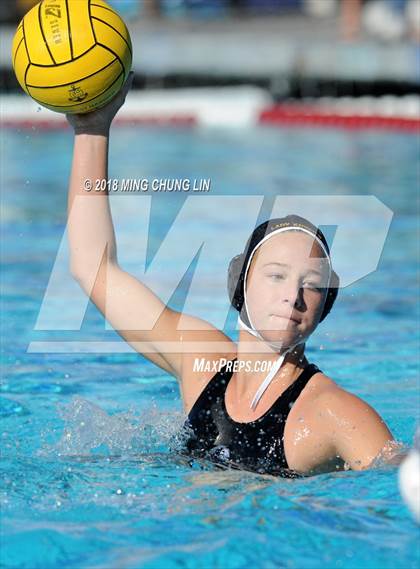 Thumbnail 2 in Corona del Mar vs. Foothill (Barnett Holiday Cup) photogallery.