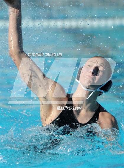 Thumbnail 2 in Corona del Mar vs. Foothill (Barnett Holiday Cup) photogallery.