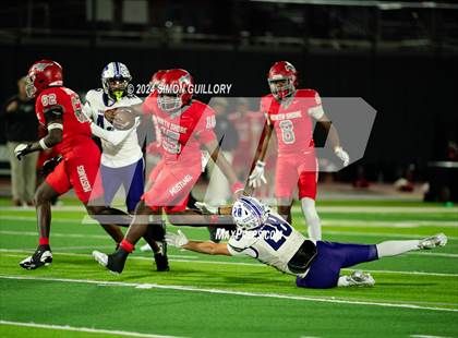 Thumbnail 2 in North Shore vs. Ridge Point (UIL Football 6A-1  Area Playoff) photogallery.
