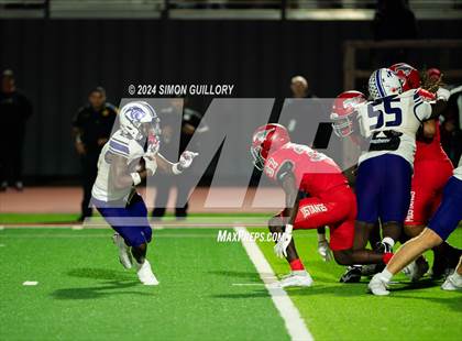 Thumbnail 1 in North Shore vs. Ridge Point (UIL Football 6A-1  Area Playoff) photogallery.