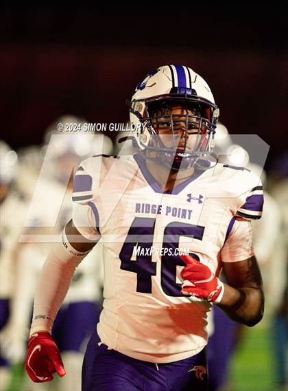Thumbnail 3 in North Shore vs. Ridge Point (UIL Football 6A-1  Area Playoff) photogallery.