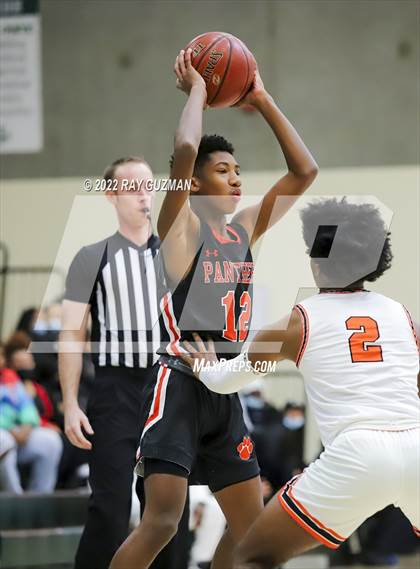 Thumbnail 1 in Central vs. TMI-Episcopal photogallery.