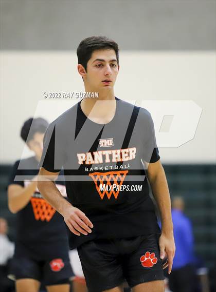 Thumbnail 3 in Central vs. TMI-Episcopal photogallery.