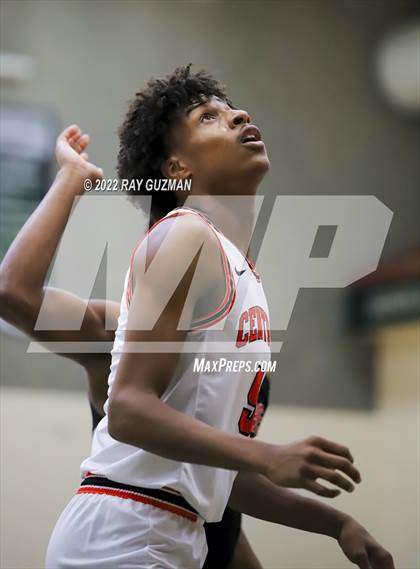 Thumbnail 1 in Central vs. TMI-Episcopal photogallery.