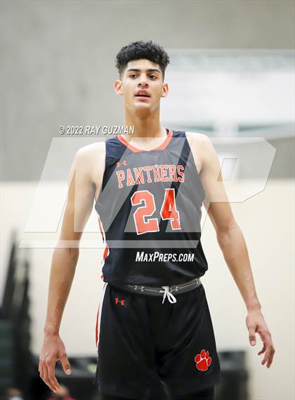 Thumbnail 2 in Central vs. TMI-Episcopal photogallery.