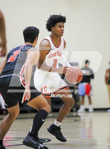 Thumbnail 1 in Central vs. TMI-Episcopal photogallery.