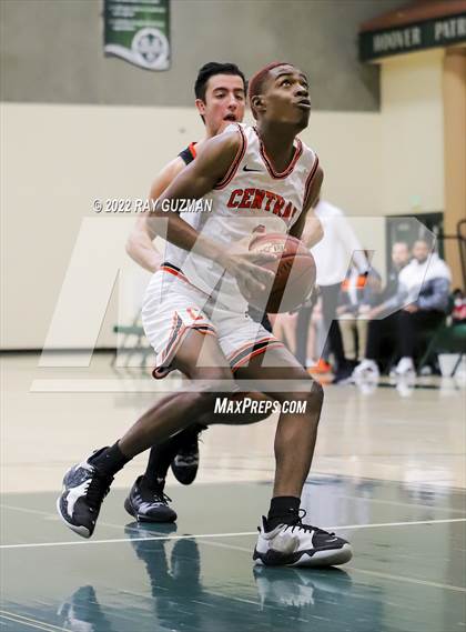 Thumbnail 1 in Central vs. TMI-Episcopal photogallery.