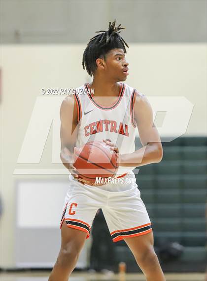 Thumbnail 1 in Central vs. TMI-Episcopal photogallery.
