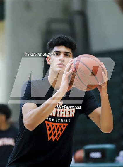 Thumbnail 1 in Central vs. TMI-Episcopal photogallery.