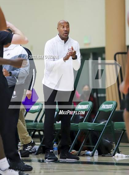 Thumbnail 3 in Central vs. TMI-Episcopal photogallery.